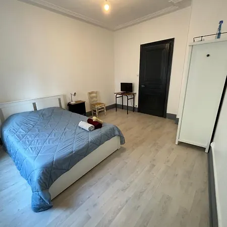 2 Pour 6 Personnes Apartment *